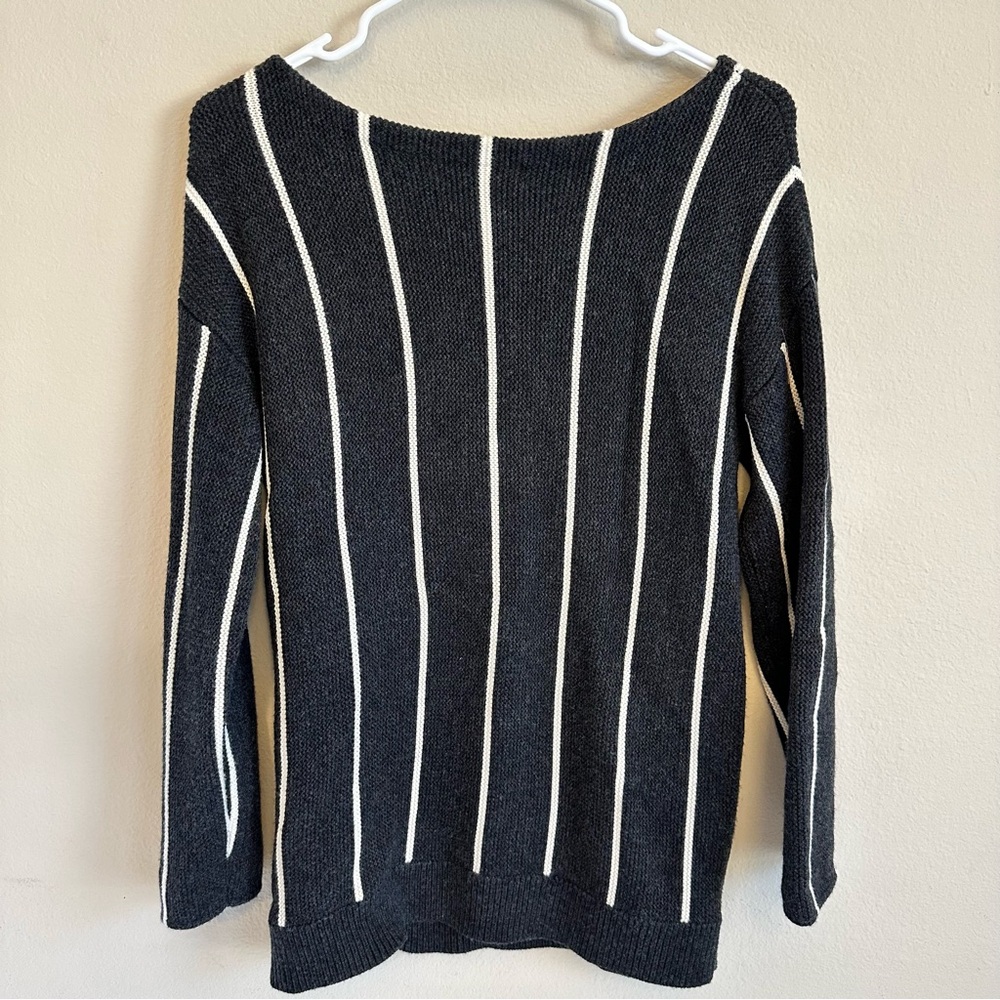 BR Gray White Striped Boatneck Knit Sweater Large Office Preppy Business Casual - Picture 4 of 7